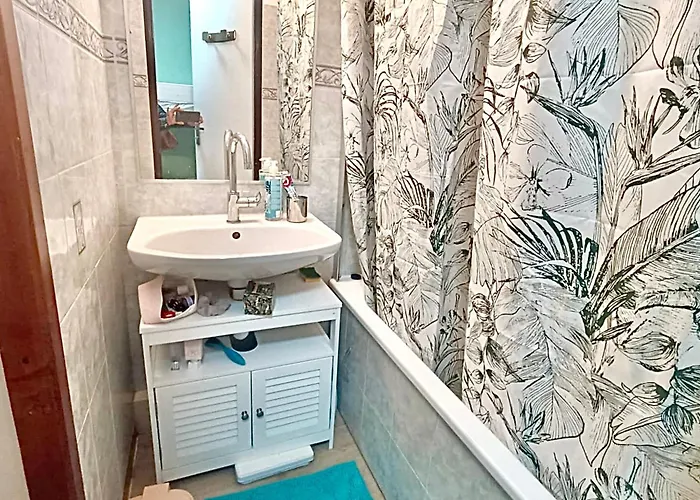 Avec Piscine, Parking Prive Et Wifi - Proche Et Commerces A - Fr-1-338-574 Sète