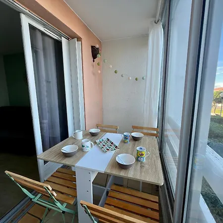 Avec Piscine, Parking Prive Et Wifi - Proche Et Commerces A - Fr-1-338-574 * Sète
