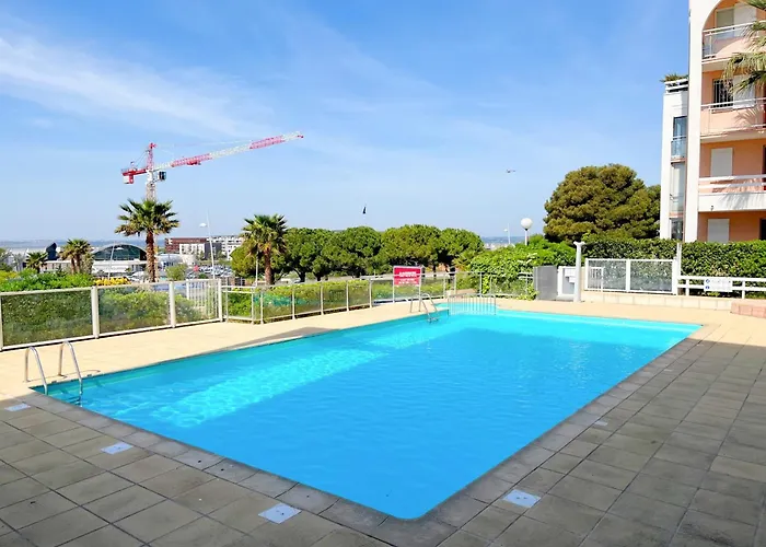Avec Piscine, Parking Privé Et Wifi - Proche Et Commerces à - Fr-1-338-574 Appartamento *